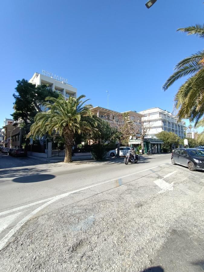 Residenza Topazio San Benedetto del Tronto Buitenkant foto