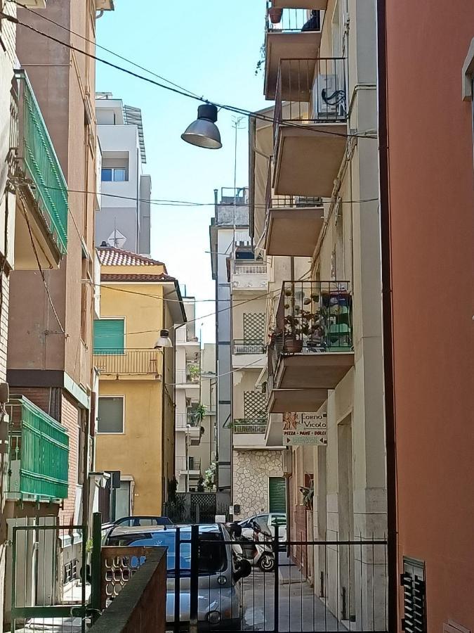 Residenza Topazio San Benedetto del Tronto Buitenkant foto