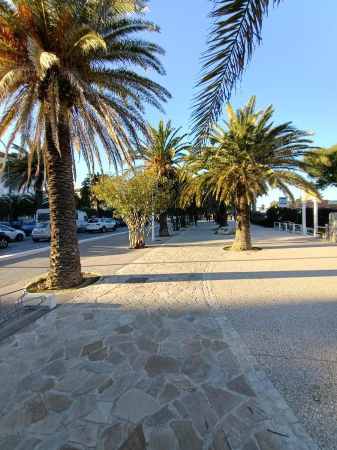 Residenza Topazio San Benedetto del Tronto Buitenkant foto
