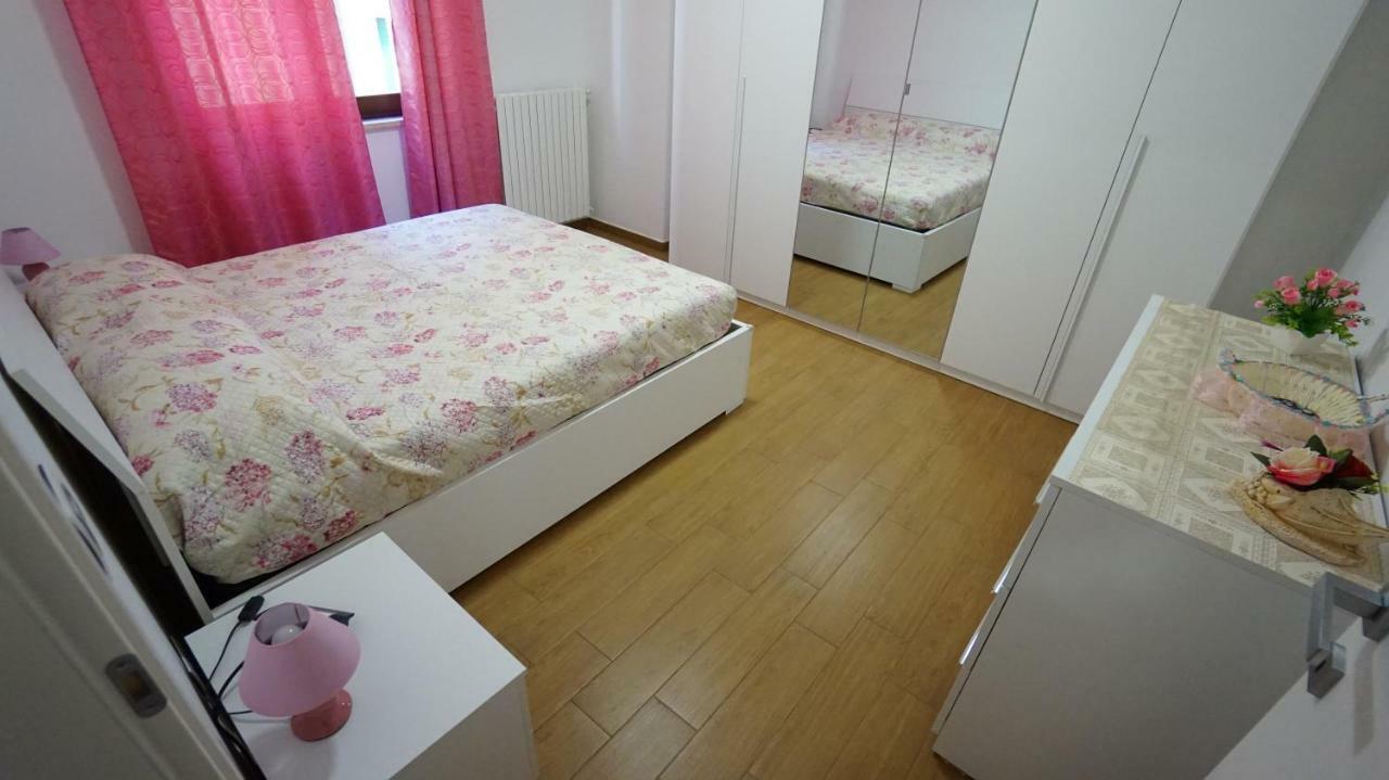 Residenza Topazio San Benedetto del Tronto Buitenkant foto